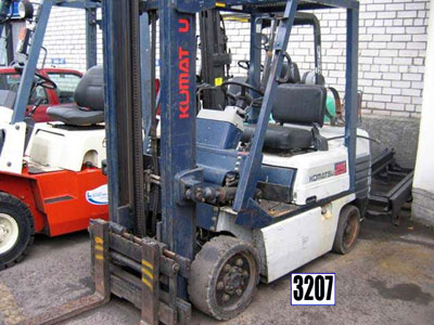 Вилочный погрузчик Komatsu FG25ST-11