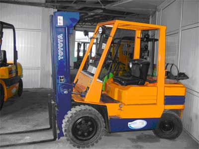 Вилочный погрузчик Toyota 02-5FG30