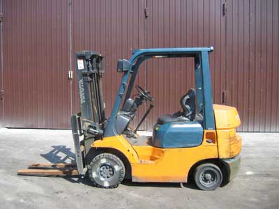 Вилочный погрузчик Toyota 7FGKL25