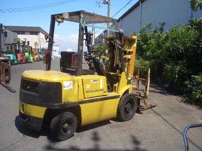 Дизельный погрузчик Mitsubishi FD25F16A