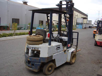 Дизельный погрузчик Komatsu FD15-1