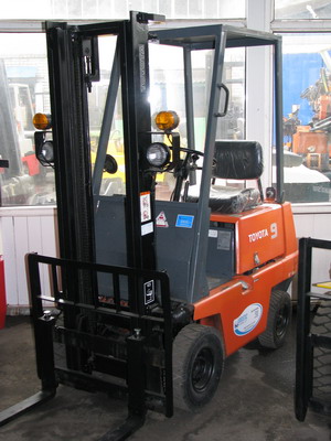 Газовый погрузчик Toyota 40-2FG9