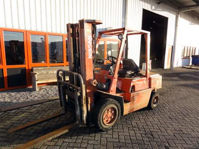 Дизельный погрузчик Nissan FGJ02A30U (7124)