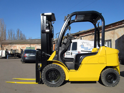 Дизельный погрузчик Caterpillar DP20N
