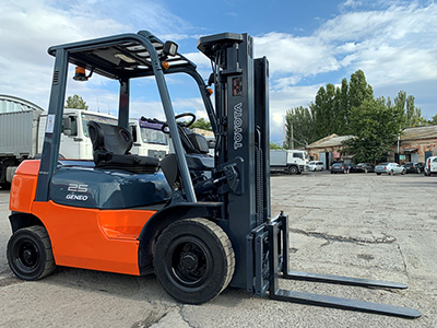 Дизельный погрузчик Toyota 62-7FDF25 (20366)