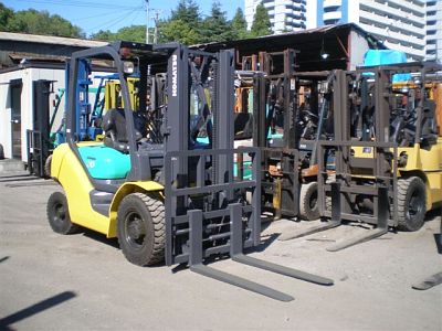 Вилочный погрузчик Komatsu FD20T-15