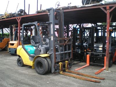 Вилочный погрузчик Komatsu FD25HW-16