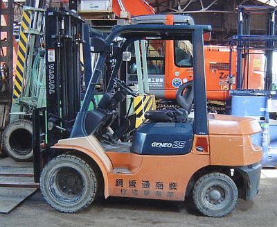 Вилочный погрузчик Toyota 40-7FG25