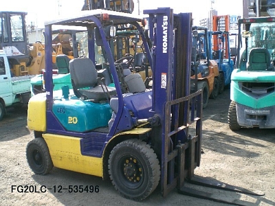 Бензиновый погрузчик Komatsu FG20LC-12