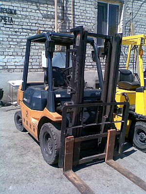 Дизельный погрузчик Toyota 80-7FD20