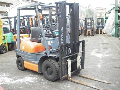 Бензиновый погрузчик Toyota 6FG15