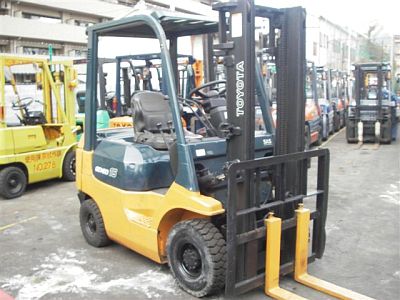 Бензиновый погрузчик Toyota 7FGL15
