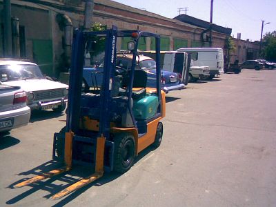 Дизельный погрузчик Komatsu FD15LT-16