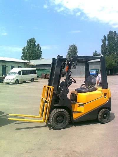 Дизельный погрузчик TCM FD15T19