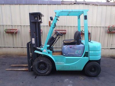 Дизельный погрузчик Mitsubishi FD20-F18B