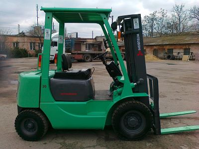 Дизельный погрузчик Mitsubishi FD20-F18B