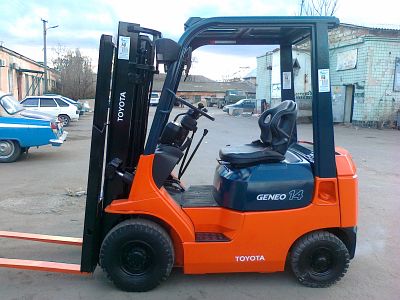 Бензиновый погрузчик Toyota 7FG14