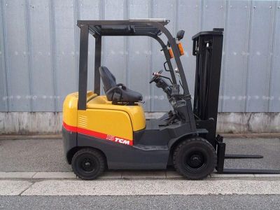 Дизельный погрузчик TCM FHD15T3