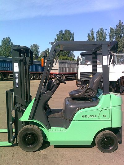 Дизельный погрузчик Mitsubishi FD15T-F16D