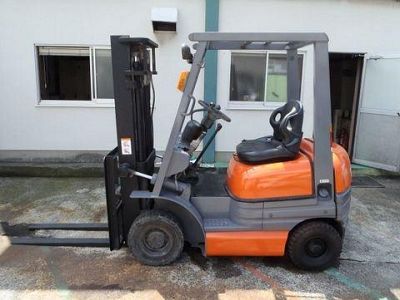 Бензиновый погрузчик Toyota 6FGL14