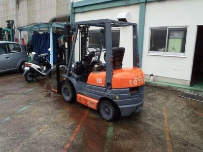 Бензиновый погрузчик Toyota 02-6FGL15