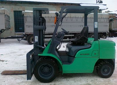 Дизельный погрузчик Mitsubishi FD30D-F14E