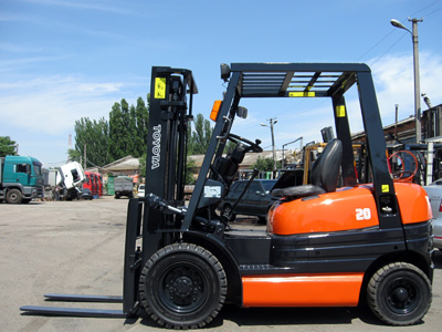Бензиновый погрузчик Toyota 6FGL20