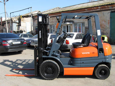 Бензиновый погрузчик Toyota 6FGL20 - 10718