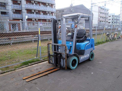Вилочный погрузчик Nissan P1F1A15D