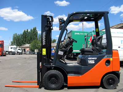 Бензиновый погрузчик Toyota 8FGL15-30263