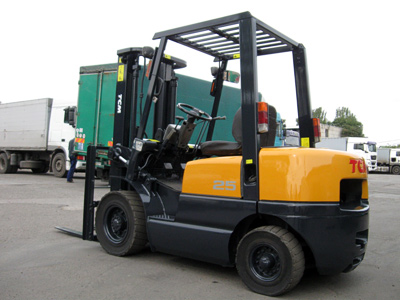 Бензиновый погрузчик TCM FHG25N5-10405
