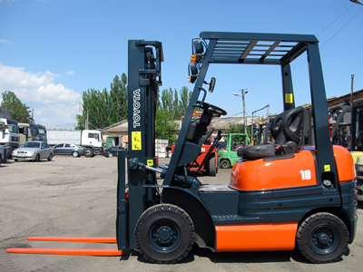 Дизельный погрузчик Toyota 6FD18