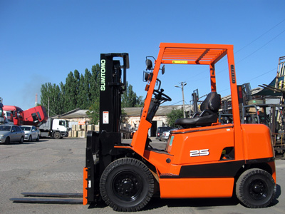 Бензиновый погрузчик Yale (Sumitomo) 11-FG25PVIIF2-01061
