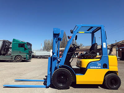 Дизельный погрузчик Nissan YL02M20-003392