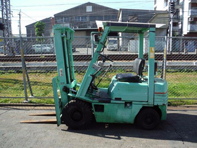 Бензиновый погрузчик Komatsu FG15L-15-340700