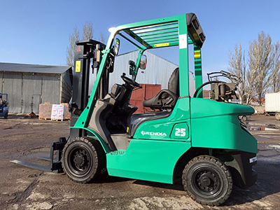 Вилочный погрузчик Mitsubishi FGE25T-F17D-70695