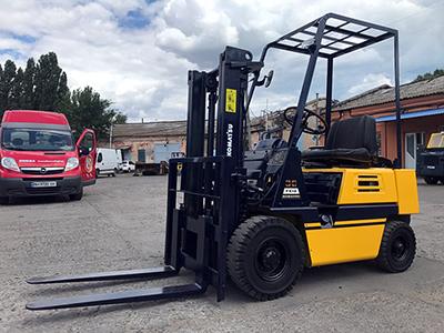 Бензиновый погрузчик Komatsu FG18-12-100881