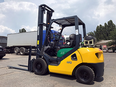 Вилочный погрузчик Komatsu FG25T-16-710837