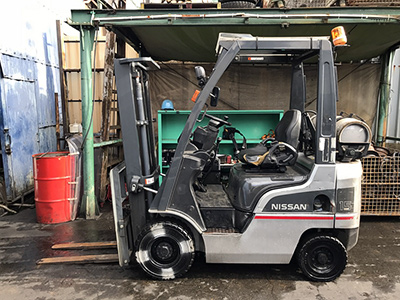 Вилочный погрузчик Nissan P1F1M15D-004318