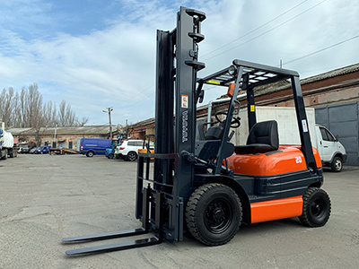 Бензиновый погрузчик Toyota 6FG20-11931