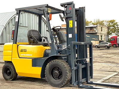 Бензиновый погрузчик Mitsubishi KFG25-KF4B-55179