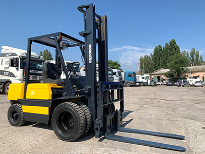 Бензиновый погрузчик Komatsu FG25-8 141971