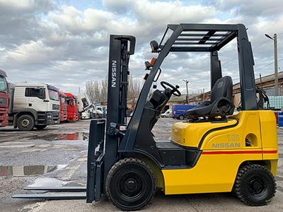 Вилочный погрузчик Nissan P1F1A15D P1F1 - 001671