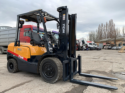 Дизельный погрузчик TCM FHD30T3 2S901362