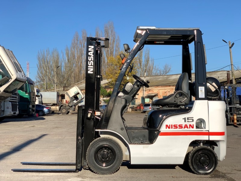 Вилочный погрузчик Nissan P1F1A15D P1F1-400546