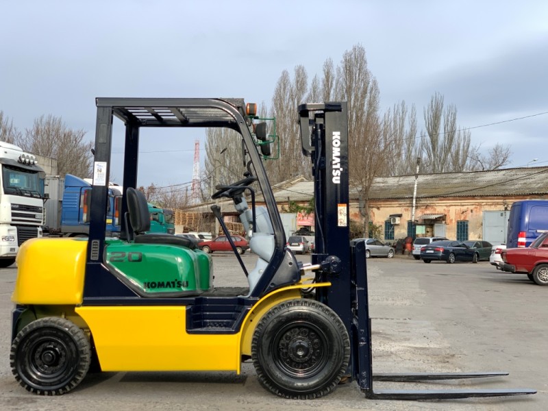 Бензиновый погрузчик Komatsu FG20LC-12-517013