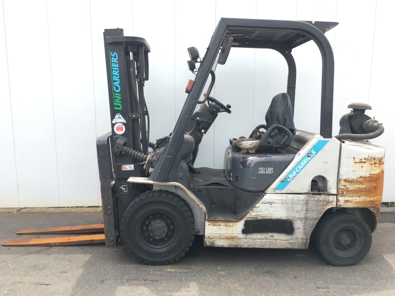 Вилочний навантажувач TCM FHGE25T5