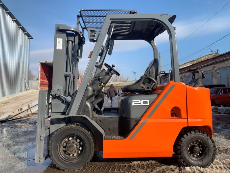 Вилочний навантажувач TCM FHGE20T5
