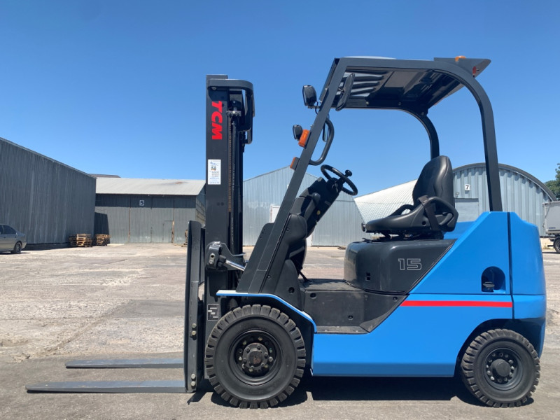 Вилочний навантажувач TCM FGE15T5