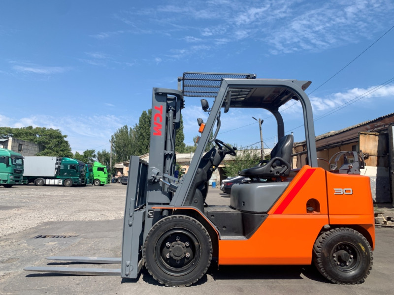 Вилочний навантажувач TCM FHGE30T5